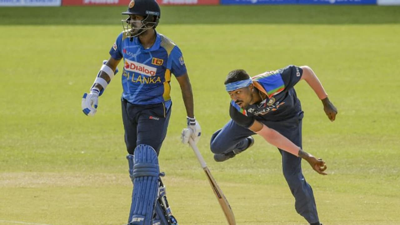 ടി20 ലോകകപ്പ്: പന്തെറിയുന്നില്ലെങ്കില് ഹര്ദിക് പാണ്ഡ്യക്ക് പകരക്കാരന് വേണം: ബ്രെറ്റ് ലീ ടി20 ലോകകപ്പ്: പന്തെറിയുന്നില്ലെങ്കില് ഹര്ദിക് പാണ്ഡ്യക്ക് പകരക്കാരന് വേണം: ബ്രെറ്റ് ലീ