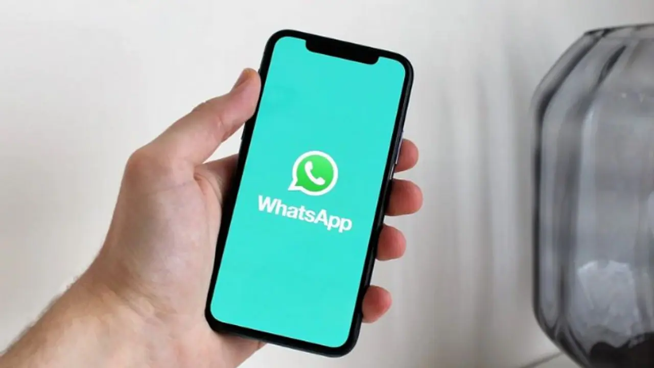 1 नवंबर से इन स्मार्टफोन में काम करना बंद करेगा WhatsApp, यहाँ देखें पूरी लिस्ट