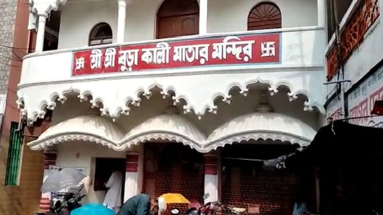 KaliPuja 2021 মন্দিরে প্রবেশাধিকার থাকবে না, ঐতিহ্যের বুড়াকালী পুজোতে মনখারাপ ভক্তদের