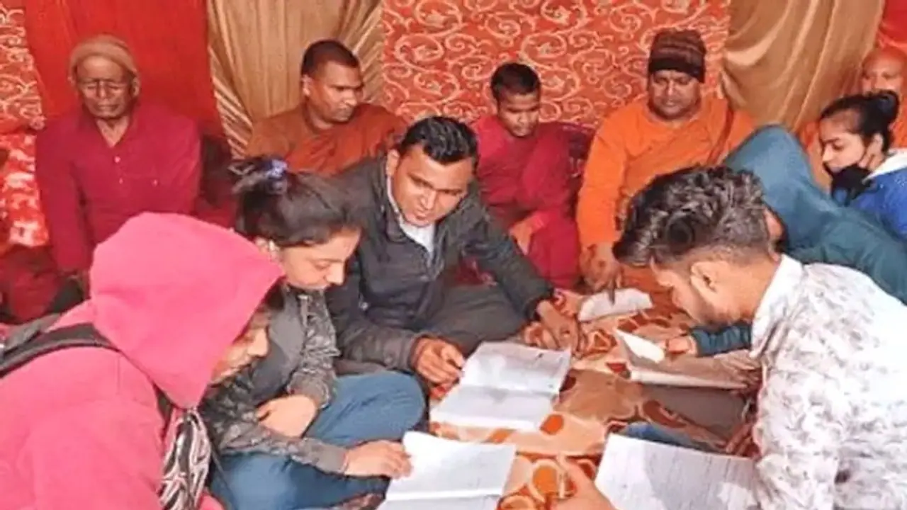 UPPCS Sucess Story: किसान आंदोलन के टेंट में बैठ की पढ़ाई, अब बने असिस्टेंट कमिश्नर...पढ़ें इंद्रपाल की कहानी UPPCS Sucess Story: किसान आंदोलन के टेंट में बैठ की पढ़ाई, अब बने असिस्टेंट कमिश्नर...पढ़ें इंद्रपाल की कहानी