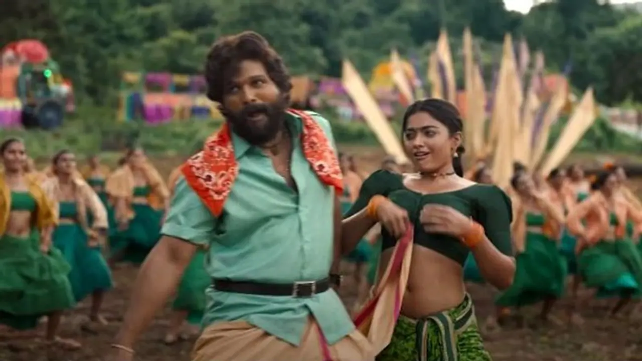 'సామీ సామీ'.. కిక్కిచ్చే నాటు సాంగ్ ఇదిగో.. బి, సి సెంటర్స్ దుమ్ము దుమారమే! 'సామీ సామీ'.. కిక్కిచ్చే నాటు సాంగ్ ఇదిగో.. బి, సి సెంటర్స్ దుమ్ము దుమారమే!