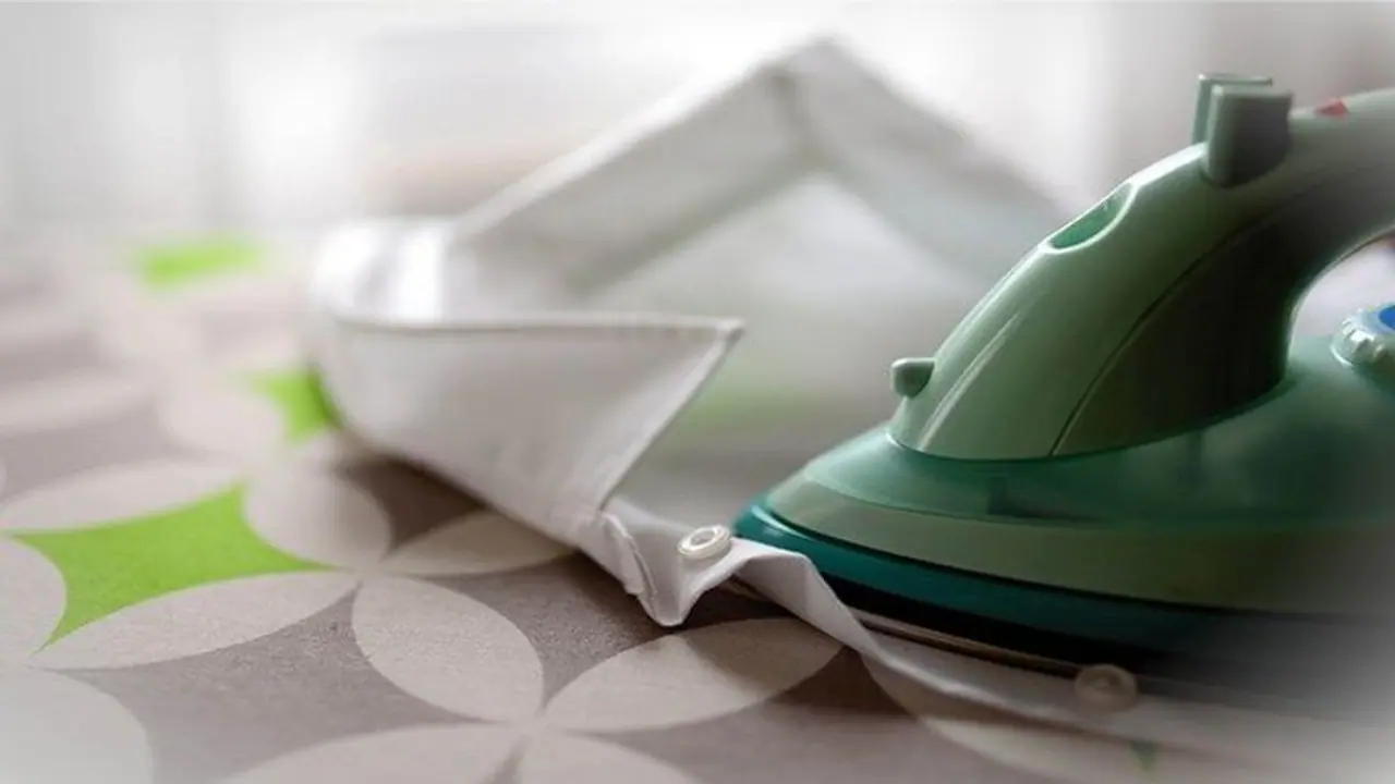 No iron box? No Problem! Try these creative ways to remove wrinkles from clothes