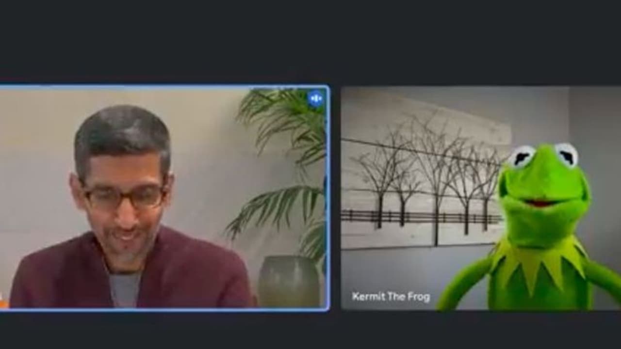 ഗൂഗിള് സിഇഒ അണ്മ്യൂട്ട് ചെയ്യാന് മറന്നു, നാണംകെടുത്തി വെര്ച്വല് ലോകം ഗൂഗിള് സിഇഒ അണ്മ്യൂട്ട് ചെയ്യാന് മറന്നു, നാണംകെടുത്തി വെര്ച്വല് ലോകം