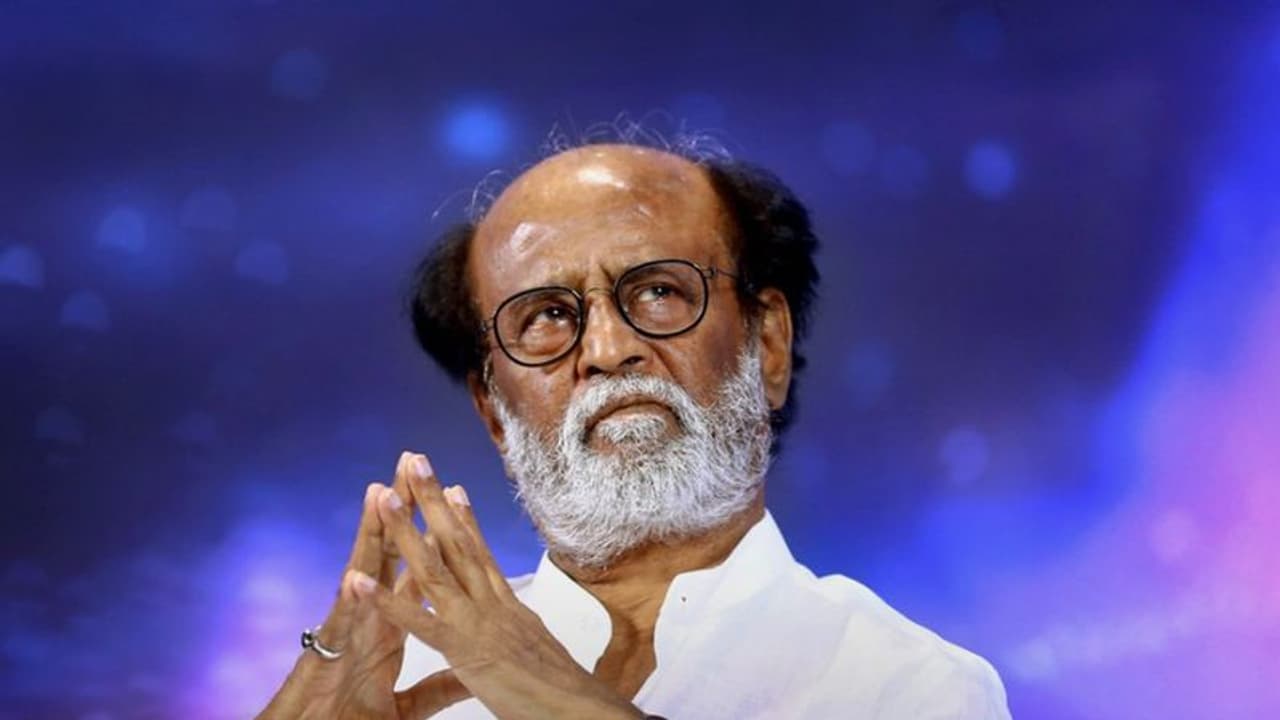 அண்ணாத்த ரிலீசுக்கு முன் ரஜினி டிச்சார்ஜ் ..?? ஒய்.ஜி மகேந்திரன் நம்பிக்கை. அண்ணாத்த ரிலீசுக்கு முன் ரஜினி டிச்சார்ஜ் ..?? ஒய்.ஜி மகேந்திரன் நம்பிக்கை.