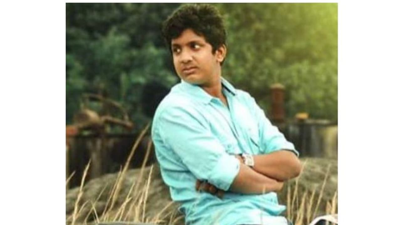 പ്രവാസി മലയാളി യുവാവ് ഹൃദയാഘാതം മൂലം മരണപ്പെട്ടു പ്രവാസി മലയാളി യുവാവ് ഹൃദയാഘാതം മൂലം മരണപ്പെട്ടു