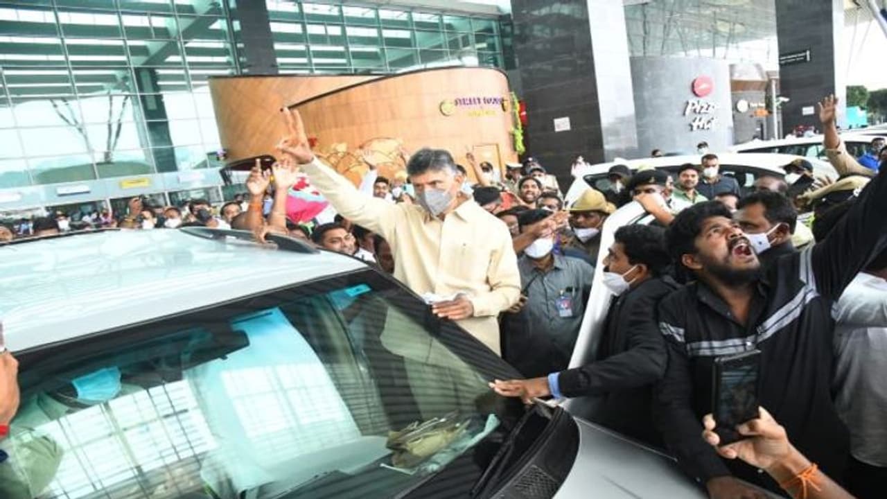 చంద్రబాబుకు భద్రత పెంపు:12+12 ఎన్‌ఎస్‌జీ కమెండోలతో సెక్యూరిటీ