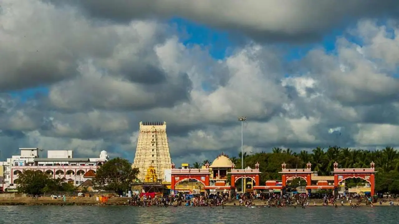 அரசு செலவில் ராமேஸ்வரம் காசி ஆன்மீக சுற்றுலா.. விண்ணப்பிக்க இன்றே கடைசி நாள்.. 