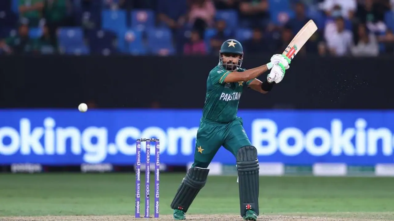 T20 World Cup 2021: ನಮಿಬಿಯಾಗೆ 190 ರನ್ ಟಾರ್ಗೆಟ್ ನೀಡಿದ ಪಾಕಿಸ್ತಾನ! T20 World Cup 2021: ನಮಿಬಿಯಾಗೆ 190 ರನ್ ಟಾರ್ಗೆಟ್ ನೀಡಿದ ಪಾಕಿಸ್ತಾನ!