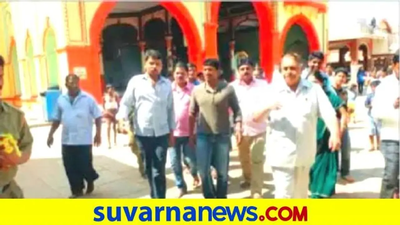 ಪುನೀತ್ಗೂ ಹುಬ್ಳಿಗೂ ಅವಿನಾಭಾವ ನಂಟು: ಸಿದ್ಧಾರೂಢರ ಮೇಲೆ ಅಪ್ಪುಗೆ ಅಪಾರ ಭಕ್ತಿ ಪುನೀತ್ಗೂ ಹುಬ್ಳಿಗೂ ಅವಿನಾಭಾವ ನಂಟು: ಸಿದ್ಧಾರೂಢರ ಮೇಲೆ ಅಪ್ಪುಗೆ ಅಪಾರ ಭಕ್ತಿ