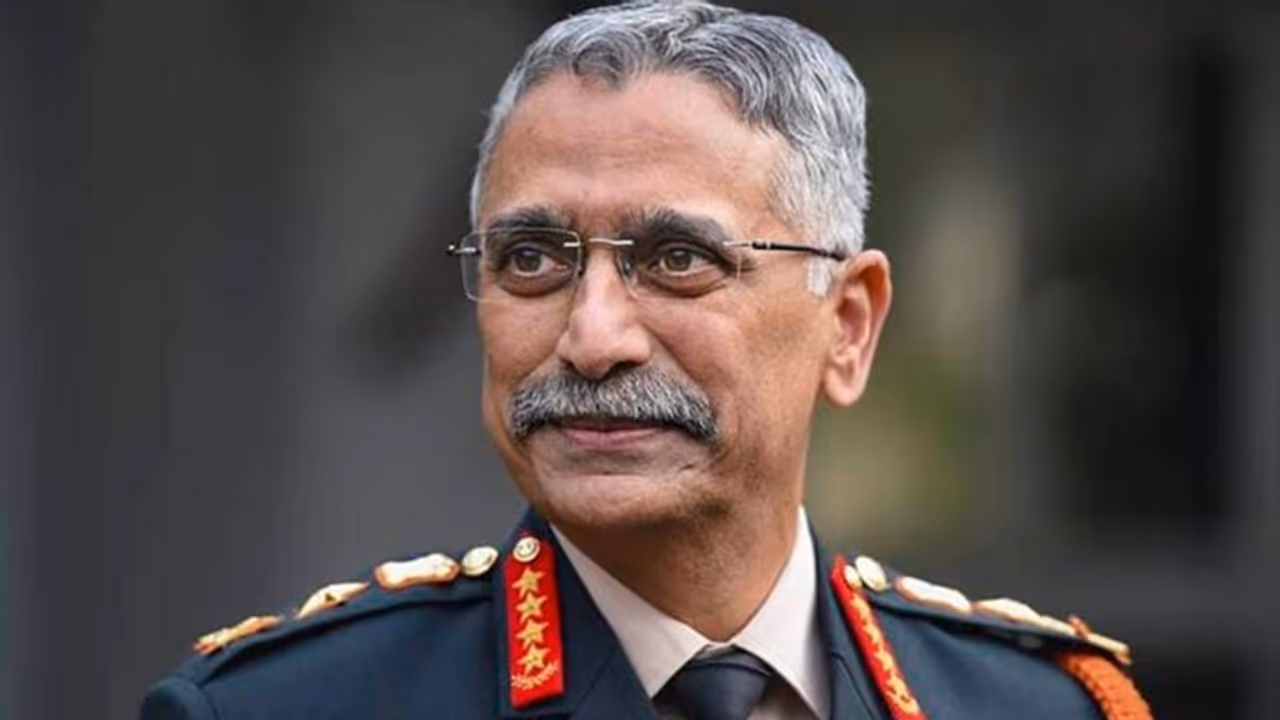 सेना प्रमुख नरवणे ने जताया विश्वास, 40 साल बाद आर्मी चीफ बनेंगी देश की बेटियां, जानिए और क्या कहा... सेना प्रमुख नरवणे ने जताया विश्वास, 40 साल बाद आर्मी चीफ बनेंगी देश की बेटियां, जानिए और क्या कहा...