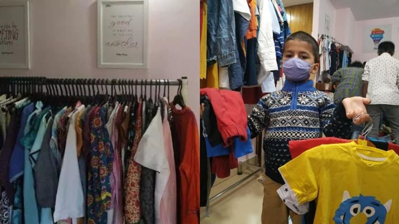 ഏത് വസ്ത്രമെടുത്താലും വില ഒരു രൂപ മാത്രം! തുണിക്കട വമ്പൻ ഹിറ്റ് ഏത് വസ്ത്രമെടുത്താലും വില ഒരു രൂപ മാത്രം! തുണിക്കട വമ്പൻ ഹിറ്റ്