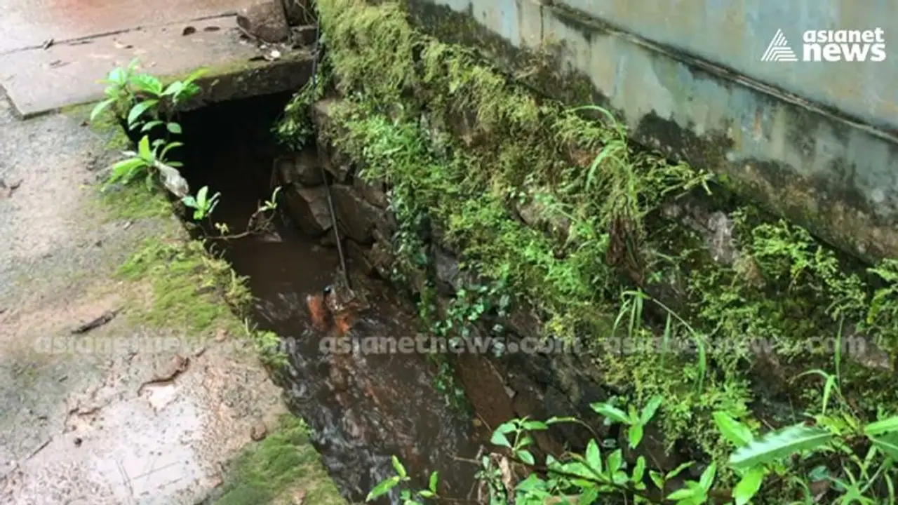 കോഴിക്കോട് പാലാഴിയിൽ മധ്യവയസ്കൻ ഓടയിൽ വീണ് മരിച്ചു; ആറുമാസത്തിനിടെ ഇതേ ഓടയിൽ വീണ് മരിക്കുന്ന രണ്ടാമത്തെയാൾ കോഴിക്കോട് പാലാഴിയിൽ മധ്യവയസ്കൻ ഓടയിൽ വീണ് മരിച്ചു; ആറുമാസത്തിനിടെ ഇതേ ഓടയിൽ വീണ് മരിക്കുന്ന രണ്ടാമത്തെയാൾ