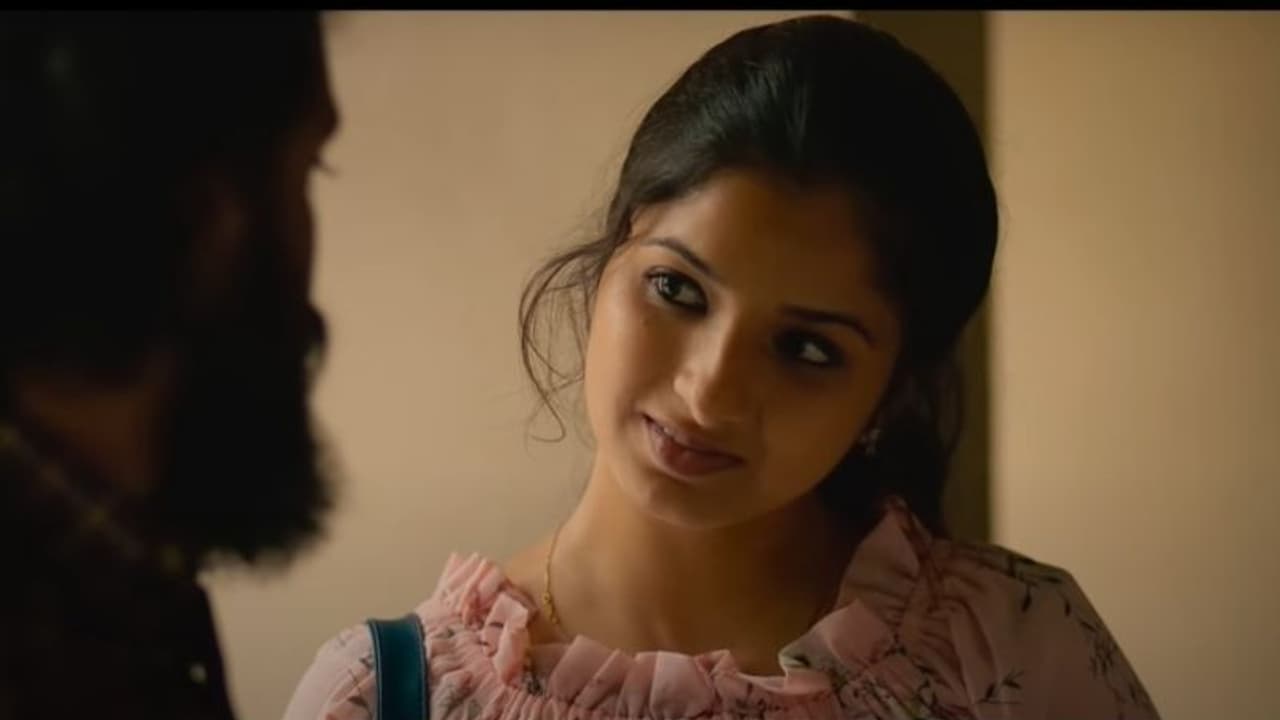 'ഇല പെയ്ത് മൂടുമീ'; സിതാരയുടെ ആലോപനത്തില് ആസിഫ് അലി ചിത്രത്തിലെ ഗാനം: വീഡിയോ 'ഇല പെയ്ത് മൂടുമീ'; സിതാരയുടെ ആലോപനത്തില് ആസിഫ് അലി ചിത്രത്തിലെ ഗാനം: വീഡിയോ