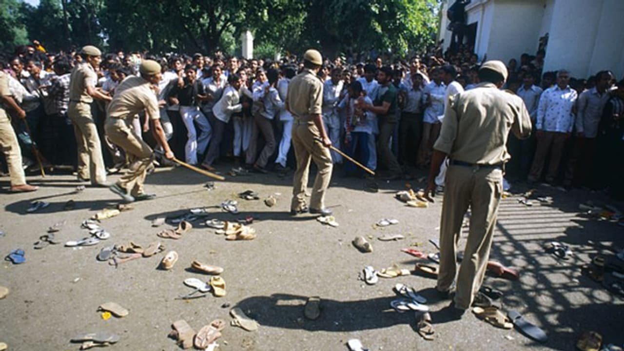 2016 20 കാലയളവില് രാജ്യത്ത് നടന്നത് ഇത്രയും വര്ഗീയ കലാപങ്ങള്; ലോക്സഭയില് കണക്കുമായി സര്ക്കാര് 2016 20 കാലയളവില് രാജ്യത്ത് നടന്നത് ഇത്രയും വര്ഗീയ കലാപങ്ങള്; ലോക്സഭയില് കണക്കുമായി സര്ക്കാര്