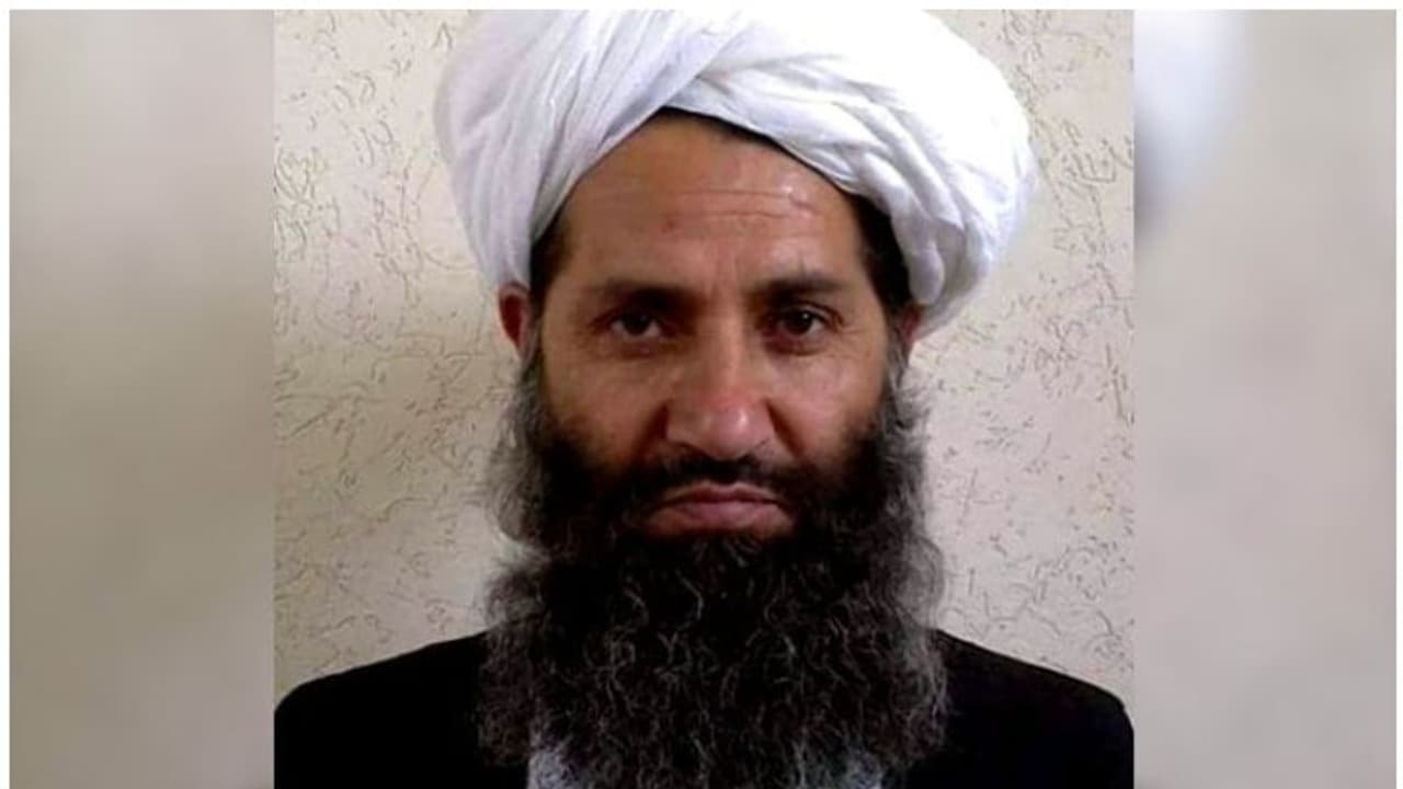 ഉന്നത നേതാവ് അഖുന്സാദ മരിച്ചിട്ടില്ലെന്ന് താലിബാന്; മതപഠനശാല സന്ദര്ശിച്ചെന്ന് റിപ്പോര്ട്ട് ഉന്നത നേതാവ് അഖുന്സാദ മരിച്ചിട്ടില്ലെന്ന് താലിബാന്; മതപഠനശാല സന്ദര്ശിച്ചെന്ന് റിപ്പോര്ട്ട്