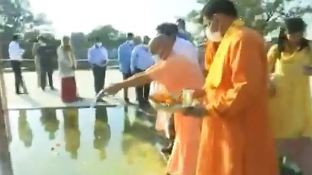 CM Yogi performs 'Jal Abhishek' with Kabul river water sent by Afghan girl at Ram Janmabhoomi in Ayodhya
