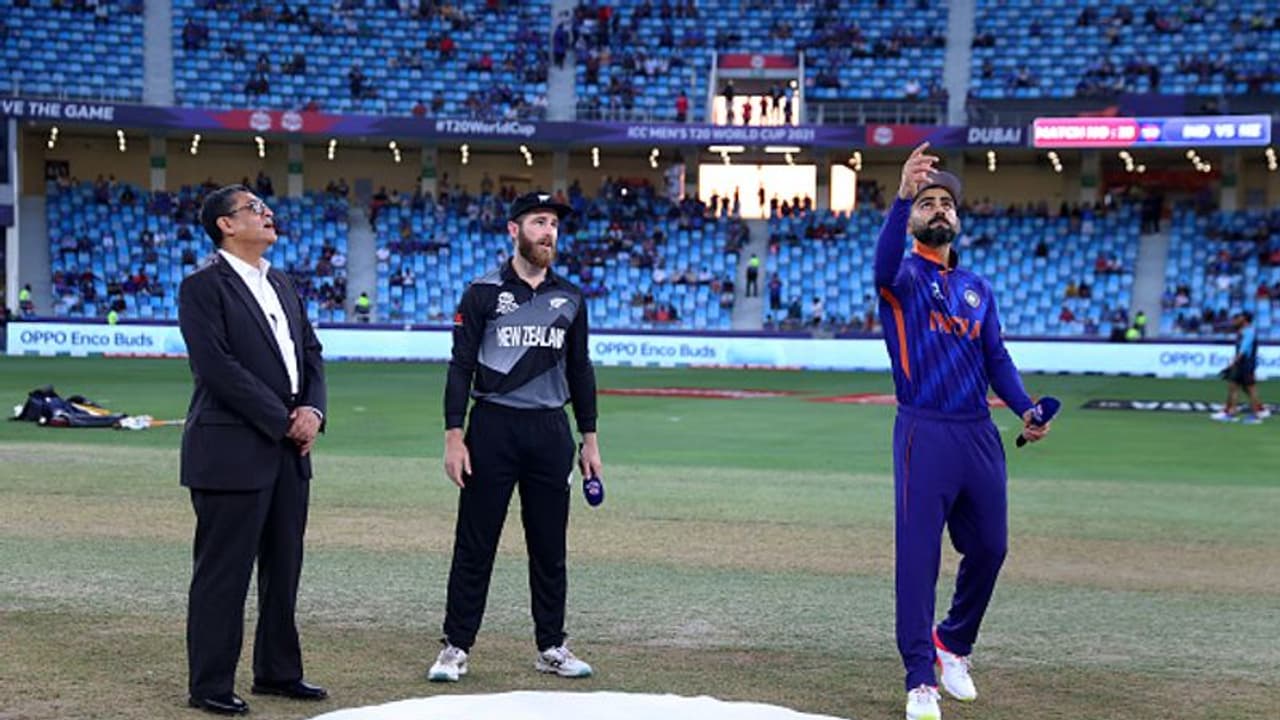 T20 WC 2021, Ind vs Nz ভারতীয় দলে ২ পরিবর্তন, টস জিতে ফিল্ডিংয়ের সিদ্ধান্ত কেন উইলিয়ামসনের T20 WC 2021, Ind vs Nz ভারতীয় দলে ২ পরিবর্তন, টস জিতে ফিল্ডিংয়ের সিদ্ধান্ত কেন উইলিয়ামসনের
