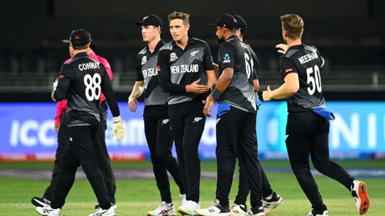 T20 Worldcup 2021: ఫైనల్ చేరిన న్యూజిలాండ్... ఎట్టకేలకు ఇంగ్లాండ్పై ప్రతీకారం తీర్చుకున్న కివీస్... T20 Worldcup 2021: ఫైనల్ చేరిన న్యూజిలాండ్... ఎట్టకేలకు ఇంగ్లాండ్పై ప్రతీకారం తీర్చుకున్న కివీస్...