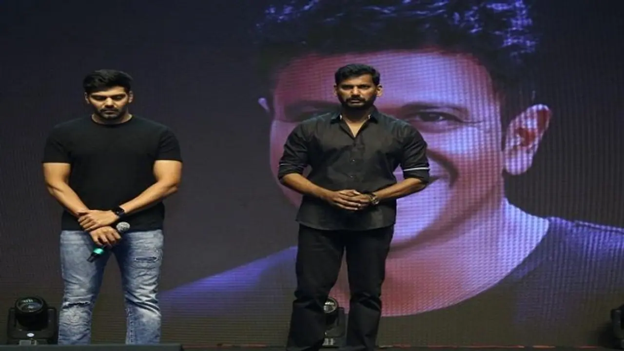 ಪುನೀತ್ ನೋಡಿಕೊಳ್ಳುತ್ತಿದ್ದ 1800 ಮಕ್ಕಳ ವಿದ್ಯಾಭ್ಯಾಸದ ಹೊಣೆ ಹೊತ್ತ ವಿಶಾಲ್ ಪುನೀತ್ ನೋಡಿಕೊಳ್ಳುತ್ತಿದ್ದ 1800 ಮಕ್ಕಳ ವಿದ್ಯಾಭ್ಯಾಸದ ಹೊಣೆ ಹೊತ್ತ ವಿಶಾಲ್