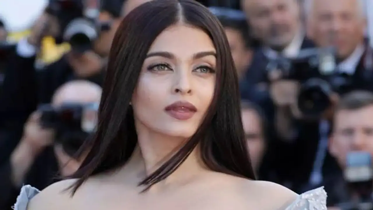 Happy birthday Aishwarya Rai Bachchan; check out seven heartfelt wishes by fans on Twitter Happy birthday Aishwarya Rai Bachchan; check out seven heartfelt wishes by fans on Twitter