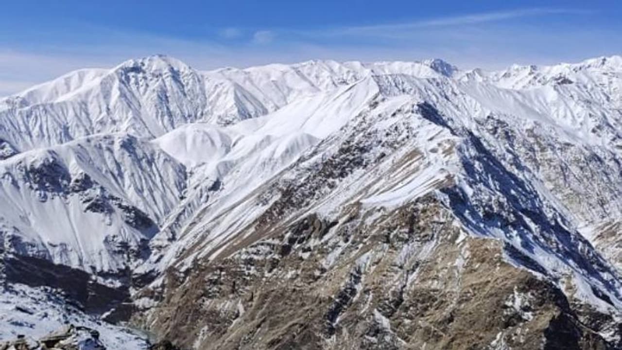 ഹണിമൂൺ കുളമാക്കി, ദമ്പതികൾക്ക് 27,000 രൂപ നഷ്ടപരിഹാരം നൽകാൻ ഹോട്ടലിനോട് കോടതി ഹണിമൂൺ കുളമാക്കി, ദമ്പതികൾക്ക് 27,000 രൂപ നഷ്ടപരിഹാരം നൽകാൻ ഹോട്ടലിനോട് കോടതി