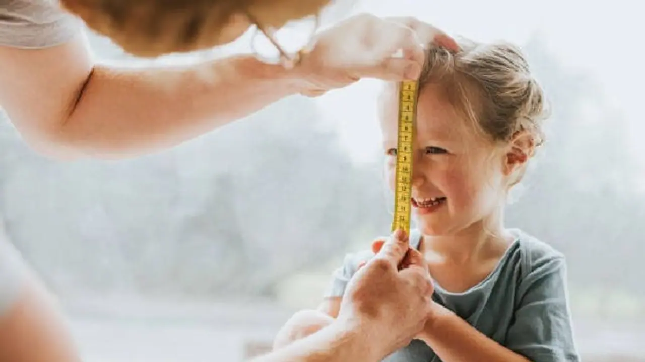 এই খাবারগুলি বাড়াবে আপনার সন্তানের উচ্চতা, ট্রাই করে দেখতে পারেন এই খাবারগুলি বাড়াবে আপনার সন্তানের উচ্চতা, ট্রাই করে দেখতে পারেন