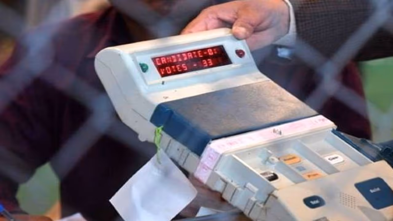 Karnataka Council polls: BJP wins 12 seats, Cong 11; ruling party falls short of majority in Council Karnataka Council polls: BJP wins 12 seats, Cong 11; ruling party falls short of majority in Council