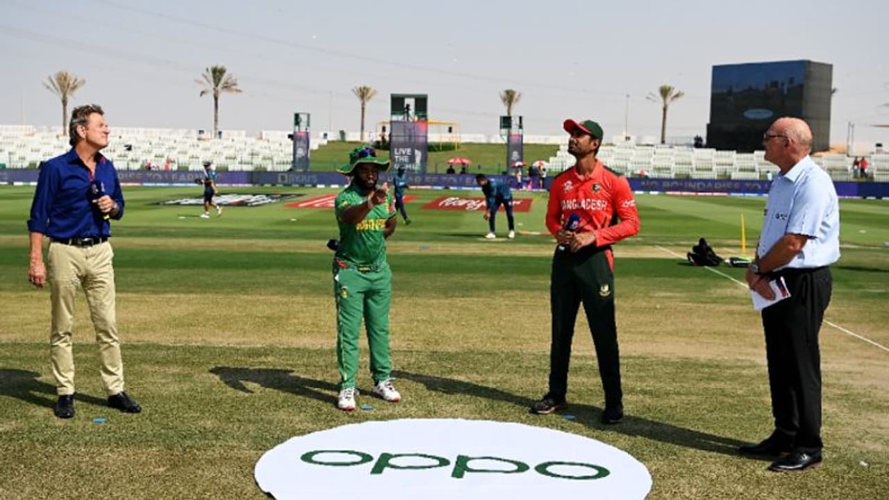 T20 WC 2021, BAN vs SA দলে নেই শাকিব মুস্তাফিজুর, দক্ষিণ আফ্রিকার বিরুদ্ধে টস হেরে ব্যাট করছে বাংলাদেশ T20 WC 2021, BAN vs SA দলে নেই শাকিব মুস্তাফিজুর, দক্ষিণ আফ্রিকার বিরুদ্ধে টস হেরে ব্যাট করছে বাংলাদেশ