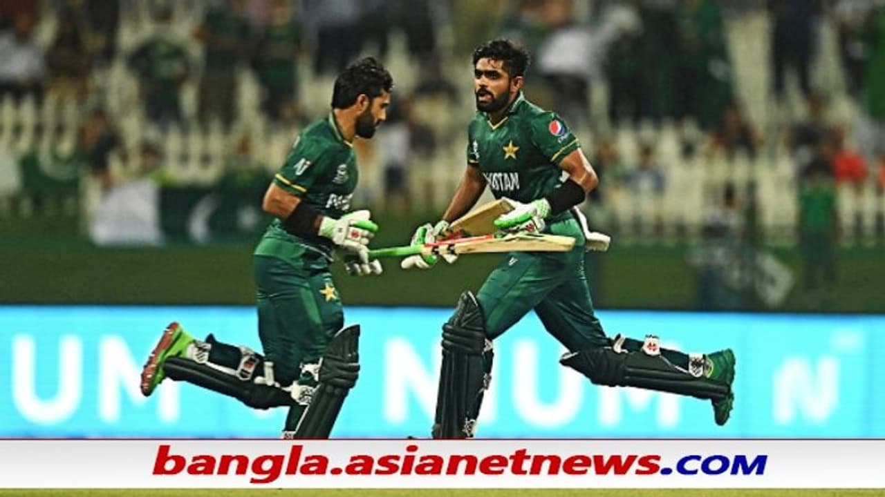 T20 WC 2021 ফুলমার্কস পেল ব্যাটাররা, জোড়া অর্ধশতরানে নামিবিয়ার বিরুদ্ধে রানের পাহাড় পাকিস্তানের T20 WC 2021 ফুলমার্কস পেল ব্যাটাররা, জোড়া অর্ধশতরানে নামিবিয়ার বিরুদ্ধে রানের পাহাড় পাকিস্তানের