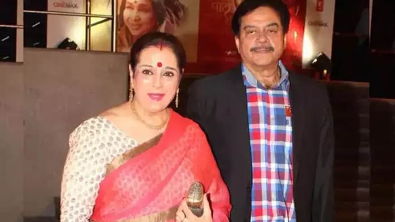 Shatrughan Sinha Birthday: Sonakshi Sinha's Nani didn’t want to make Shatrughan her damad for THIS reason Shatrughan Sinha Birthday: Sonakshi Sinha's Nani didn’t want to make Shatrughan her damad for THIS reason