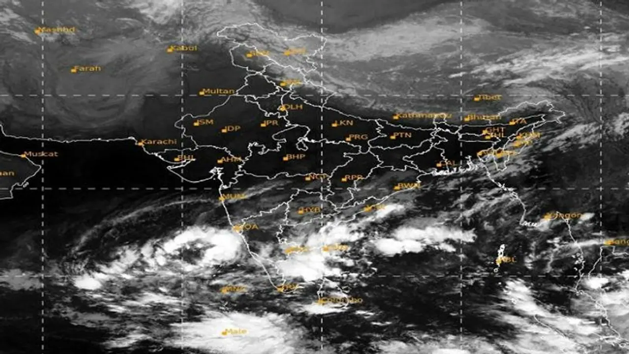 కోస్తాంధ్రలో నేడూ, రేపూ భారీ నుంచి అతి భారీ వర్షాలు కోస్తాంధ్రలో నేడూ, రేపూ భారీ నుంచి అతి భారీ వర్షాలు
