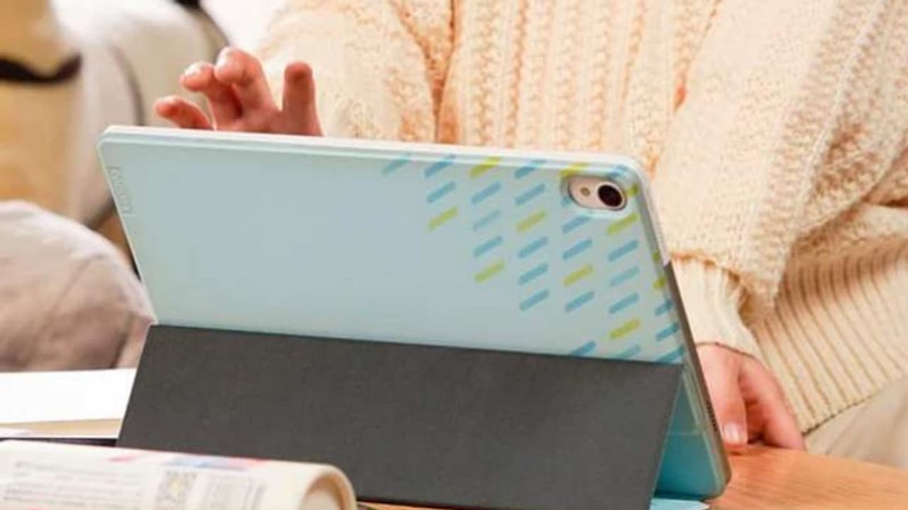 Lenovo Tianiao Tablet: कम कीमत में लांच हुआ ये धांसू टैबलेट, मिलेंगे होश उड़ा देने वाले फीचर्स Lenovo Tianiao Tablet: कम कीमत में लांच हुआ ये धांसू टैबलेट, मिलेंगे होश उड़ा देने वाले फीचर्स