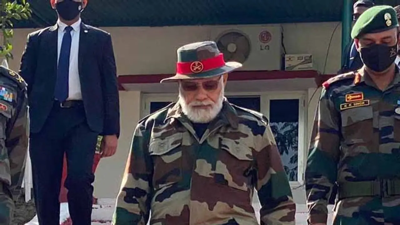 ಸೇನಾ ಸಮವಸ್ತ್ರದಲ್ಲಿ ಮೋದಿ, ಕಾಂಗ್ರೆಸ್ ಕಿಡಿ: ಸಾಮಾನ್ಯ ನಾಗರಿಕರು ಆರ್ಮಿ ಯೂನಿಫಾರ್ಮ್ ಧರಿಸ್ಬಹುದಾ?