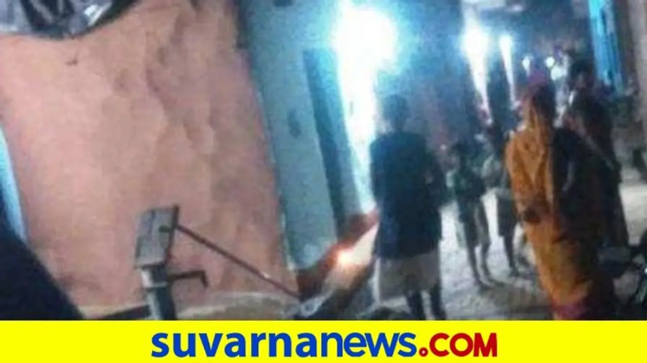 Uttar Pradesh: ಸ್ವಾತಂತ್ರ್ಯದ 75 ವರ್ಷಗಳ ನಂತರ ಗ್ರಾಮಕ್ಕೆ ವಿದ್ಯುತ್ ಸಂಪರ್ಕ! Uttar Pradesh: ಸ್ವಾತಂತ್ರ್ಯದ 75 ವರ್ಷಗಳ ನಂತರ ಗ್ರಾಮಕ್ಕೆ ವಿದ್ಯುತ್ ಸಂಪರ್ಕ!