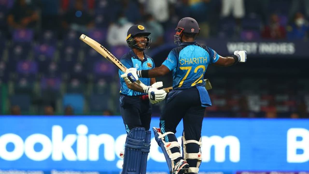 IND vs SL 2nd T20: निसांका शनाका की पारियों की बदौलत श्रीलंका ने बनाए 183 रन, अंतिम 4 ओवर में ठोके 72 रन IND vs SL 2nd T20: निसांका शनाका की पारियों की बदौलत श्रीलंका ने बनाए 183 रन, अंतिम 4 ओवर में ठोके 72 रन