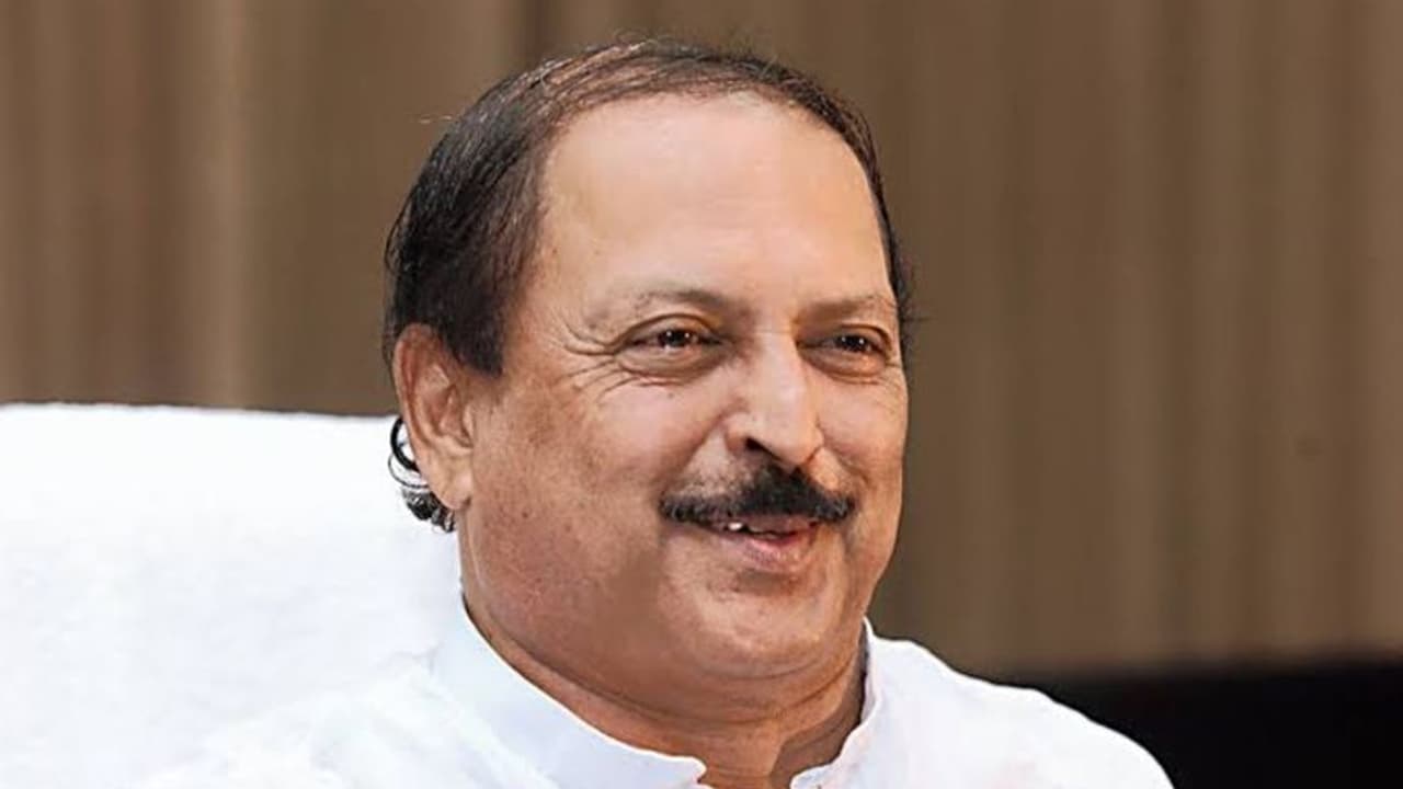 മുതിർന്ന തൃണമൂൽ കോൺ​ഗ്രസ് നേതാവും ബം​ഗാൾ മന്ത്രിയുമായ സുബ്രത മുഖ‍ർജി അന്തരിച്ചു