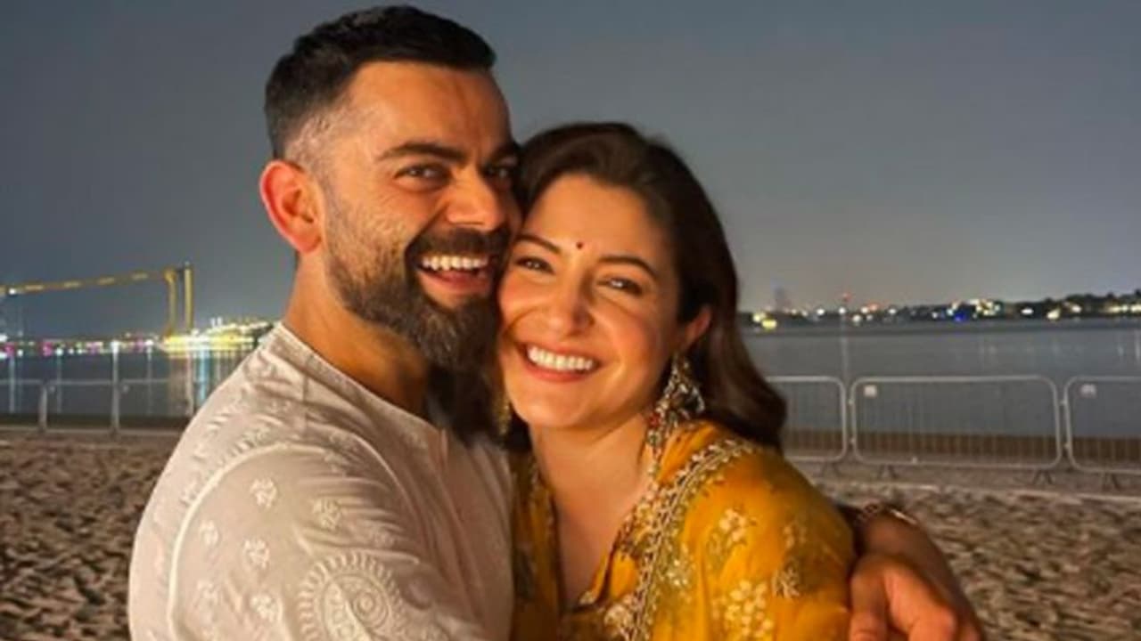 विराट अनुष्का की बेटी को रेप की धमकी देने वाला सॉप्टवेयर इंजीनियर गिरफ्तार, वजह जानकर आप रह जाएंगे हैरान विराट अनुष्का की बेटी को रेप की धमकी देने वाला सॉप्टवेयर इंजीनियर गिरफ्तार, वजह जानकर आप रह जाएंगे हैरान