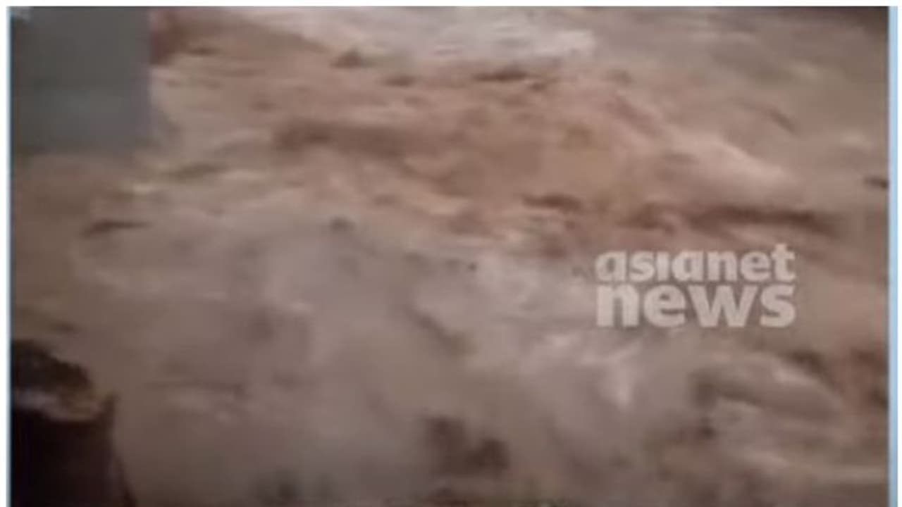 landslide| ഇളങ്കാട്ടെ ഉരുൾപൊട്ടൽ; എല്ലാവരെയും സുരക്ഷിത സ്ഥലത്തേക്ക് മാറ്റി, ഗവർണറുടെ സന്ദർശനത്തിൽ അനിശ്ചിതത്വം landslide| ഇളങ്കാട്ടെ ഉരുൾപൊട്ടൽ; എല്ലാവരെയും സുരക്ഷിത സ്ഥലത്തേക്ക് മാറ്റി, ഗവർണറുടെ സന്ദർശനത്തിൽ അനിശ്ചിതത്വം