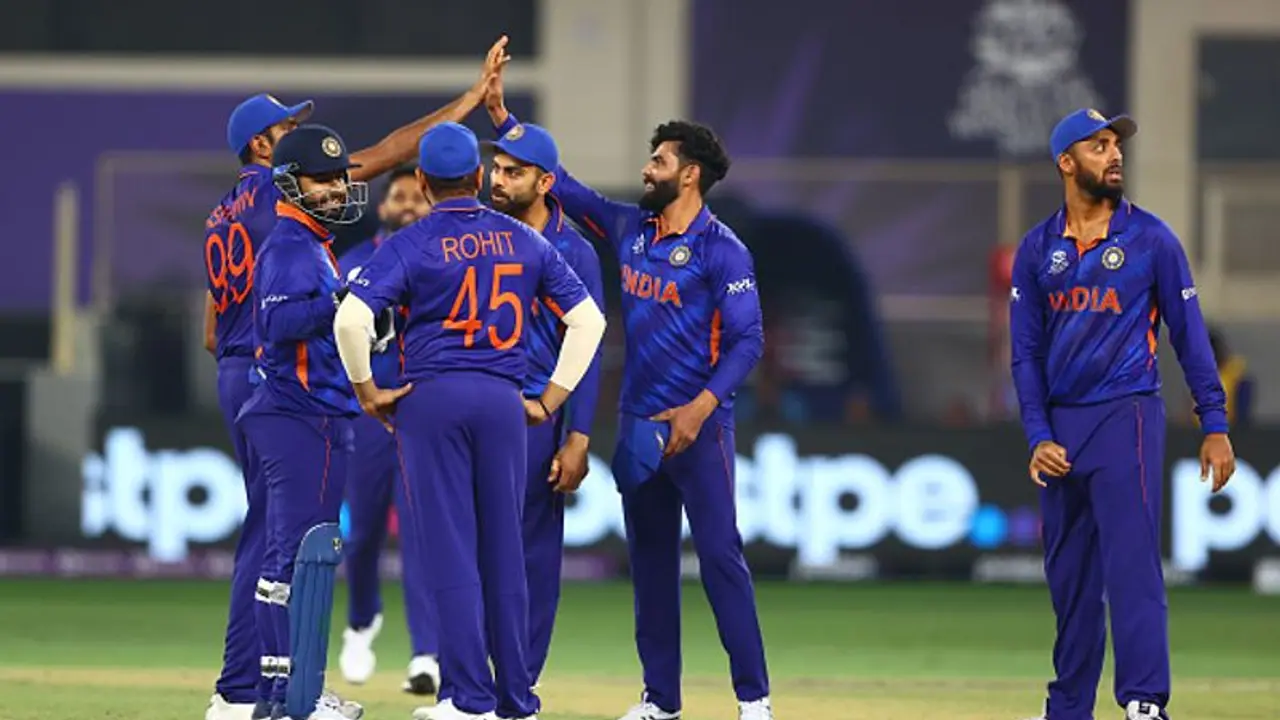 T20 World Cup 2021:ಕೊಹ್ಲಿ ಹುಟ್ಟುಹಬ್ಬಕ್ಕೆ ಭರ್ಜರಿ ಗೆಲುವಿನ ಗಿಫ್ಟ್, 3ನೇ ಸ್ಥಾನಕ್ಕೇರಿದ ಭಾರತ! T20 World Cup 2021:ಕೊಹ್ಲಿ ಹುಟ್ಟುಹಬ್ಬಕ್ಕೆ ಭರ್ಜರಿ ಗೆಲುವಿನ ಗಿಫ್ಟ್, 3ನೇ ಸ್ಥಾನಕ್ಕೇರಿದ ಭಾರತ!