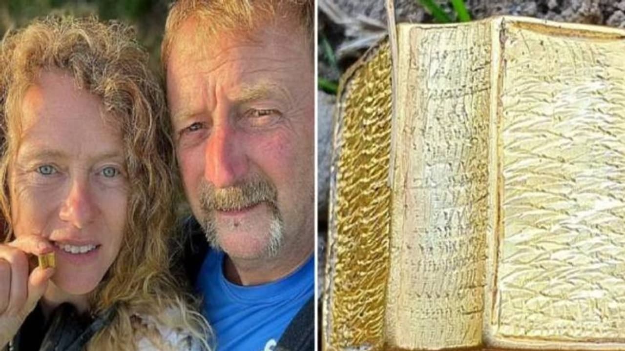 അപ്രതീക്ഷിതനിധി, സ്വർണത്തിൽ നിർമ്മിച്ച കുട്ടിബൈബിൾ കണ്ടെത്തി ദമ്പതികൾ, വില ഒരു കോടിയിലധികം വരും അപ്രതീക്ഷിതനിധി, സ്വർണത്തിൽ നിർമ്മിച്ച കുട്ടിബൈബിൾ കണ്ടെത്തി ദമ്പതികൾ, വില ഒരു കോടിയിലധികം വരും