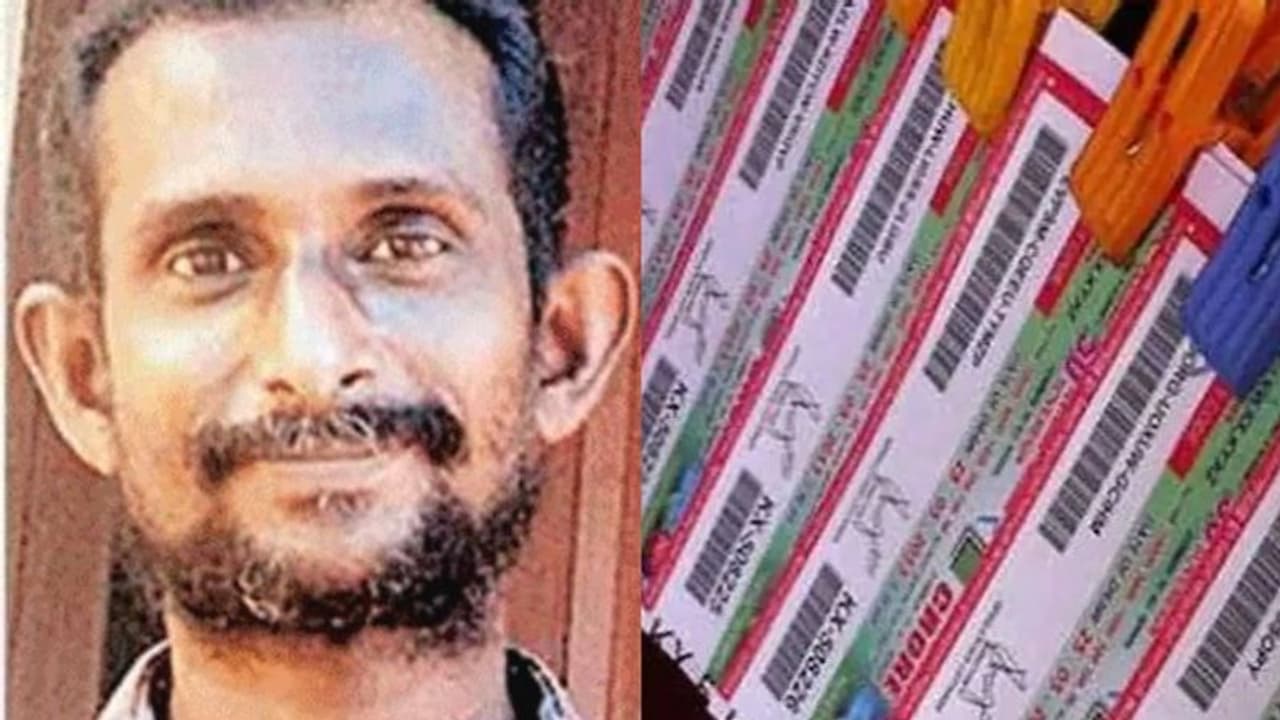 Lottery Winner|എല്ലാ ദിവസവും ഭാഗ്യപരീക്ഷണം, ഒടുവിൽ മത്സ്യവില്പ്പനക്കാരനെ തേടി 70ലക്ഷമെത്തി Lottery Winner|എല്ലാ ദിവസവും ഭാഗ്യപരീക്ഷണം, ഒടുവിൽ മത്സ്യവില്പ്പനക്കാരനെ തേടി 70ലക്ഷമെത്തി