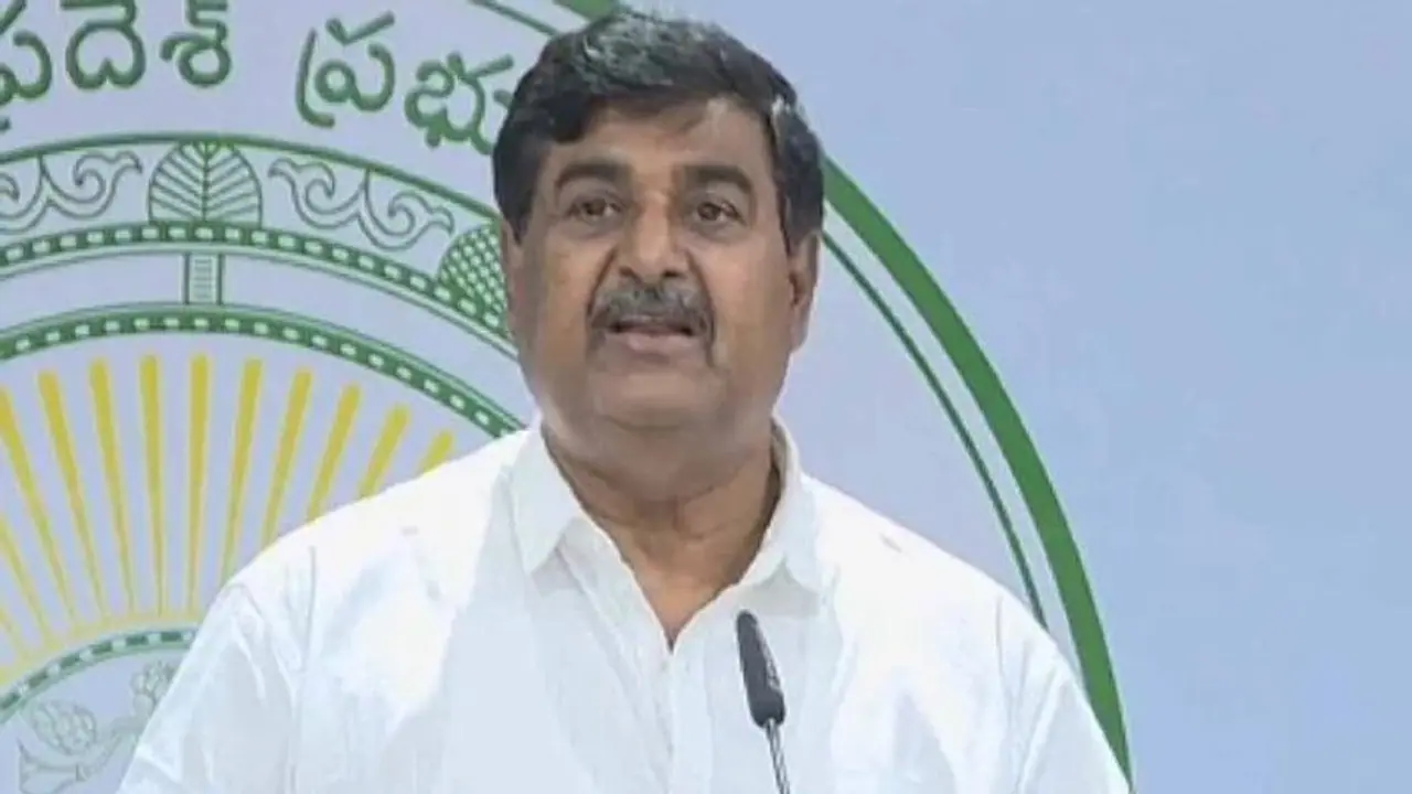 రోడ్లు బాగా లేవని వైసీపీని వద్దనుకోవద్దు.. రాజధాని వల్ల ప్రజల జీవన ప్రమాణాలు పెరుగుతాయి మంత్రి ధర్మాన రోడ్లు బాగా లేవని వైసీపీని వద్దనుకోవద్దు.. రాజధాని వల్ల ప్రజల జీవన ప్రమాణాలు పెరుగుతాయి మంత్రి ధర్మాన