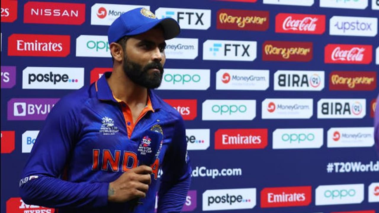 என் மேல ரொம்ப நம்பிக்கை வச்சு என்னை 5ம் வரிசையில் இறக்கிவிட்டார்! கேப்டன் ரோஹித்துக்கு மனதார நன்றி கூறிய ஜடேஜா