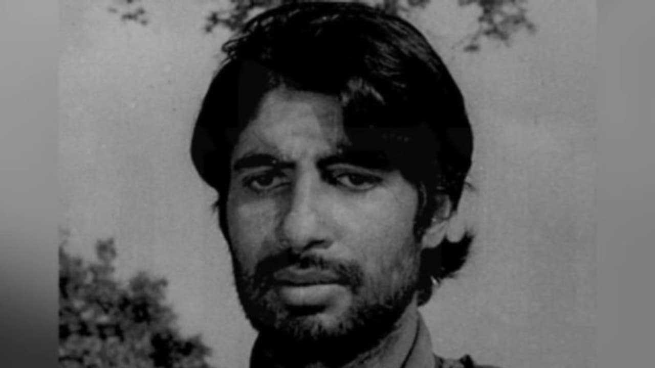 Amitabh Bachchan| അരങ്ങേറ്റത്തിന് 52 വയസ്, സന്തോഷം പങ്കുവെച്ച് അമിതാഭ് ബച്ചൻ