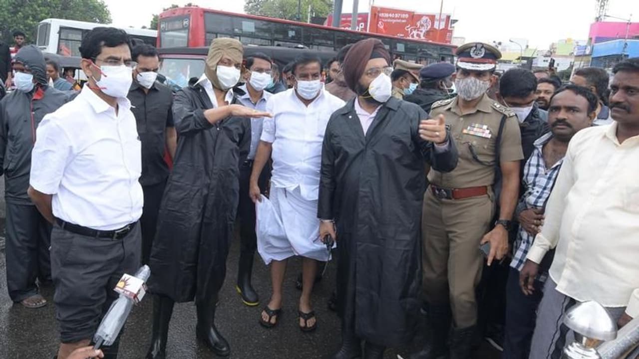 ஸ்மார்ட் சிட்டி விவகாரம்… விரைவில் விசாரணை… ஸ்டாலின் அதிரடி!! ஸ்மார்ட் சிட்டி விவகாரம்… விரைவில் விசாரணை… ஸ்டாலின் அதிரடி!!