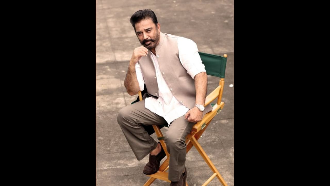 விக்ரமை தொடர்ந்து ரஜினி இயக்குனருடன் இணையும் உலக நாயகன் ; ஒரே வரியில் அனுமதி பெற்ற இயக்குனர்...