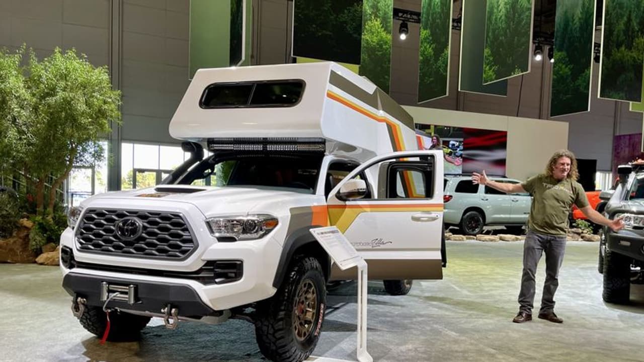 വണ്ടി വീട്ടുമുറ്റത്തല്ല, വീട് വണ്ടിയുടെ അകത്ത്! ഇന്നോവ മുതലാളി ആള് പുലിയാണ് കേട്ടാ!