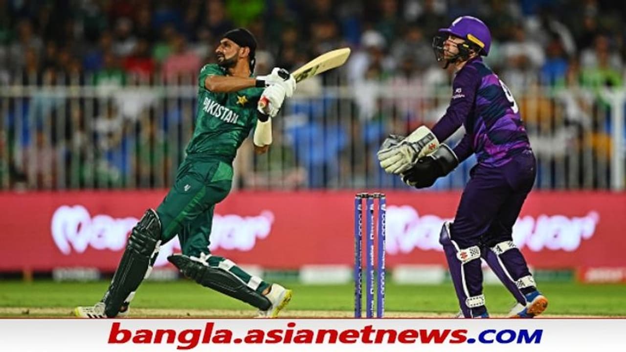 T20 WC 2021, ৩৯ বছর বয়সে ১৮ বলে ৫০ করলেন মালিক, স্কটল্যান্ডের বিরুদ্ধে রানের পাহাড়ে পাকিস্তান T20 WC 2021, ৩৯ বছর বয়সে ১৮ বলে ৫০ করলেন মালিক, স্কটল্যান্ডের বিরুদ্ধে রানের পাহাড়ে পাকিস্তান