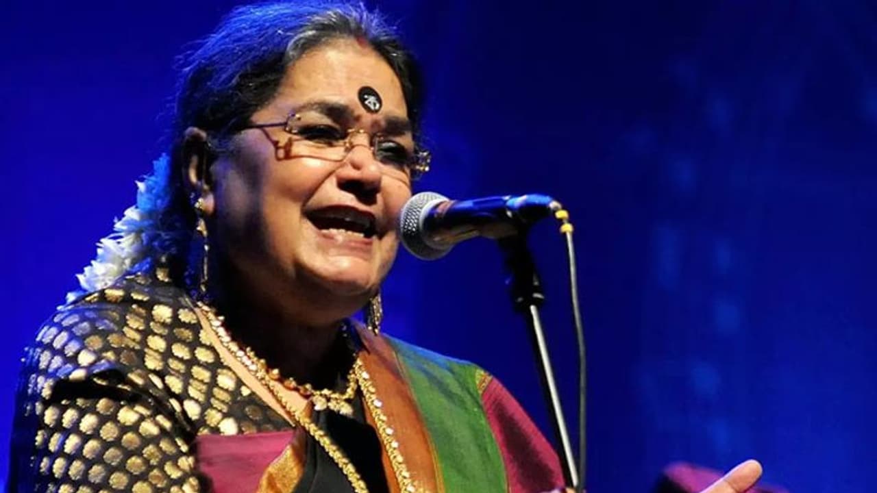 ஜவுளி கடை போல் வீட்டில் விதவிதமான புடவைகள் வைத்திருக்கும் பாடகி உஷா உதுப்.. எவ்வளவு தெரிஞ்சா ஷாக் ஆவிங்க.. ஜவுளி கடை போல் வீட்டில் விதவிதமான புடவைகள் வைத்திருக்கும் பாடகி உஷா உதுப்.. எவ்வளவு தெரிஞ்சா ஷாக் ஆவிங்க..