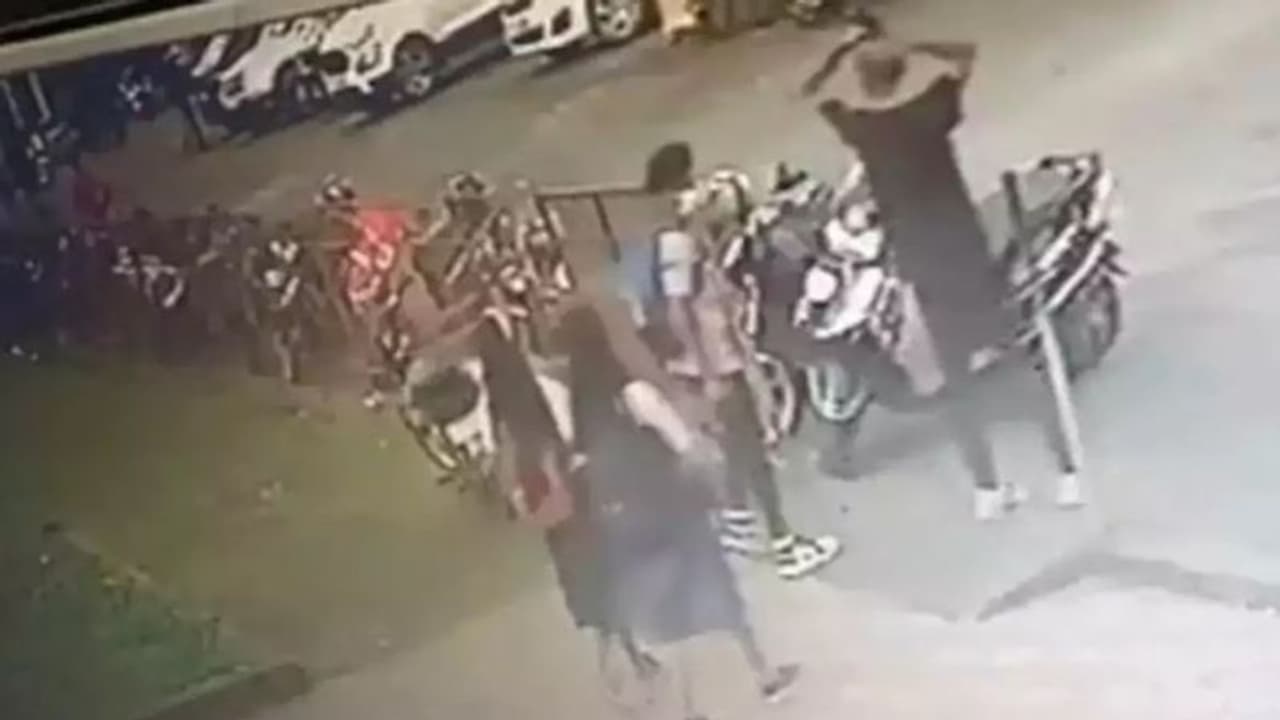 പാലക്കാട്ടെ 'ഒളിച്ചോട്ടം'ഗെയിം കളിക്കാനല്ല, സഹപാഠികള്‍ നാടുവിട്ടത് പ്രണയം വീട്ടുകാര്‍ എതിര്‍ത്തപ്പോഴെന്ന് മൊഴി